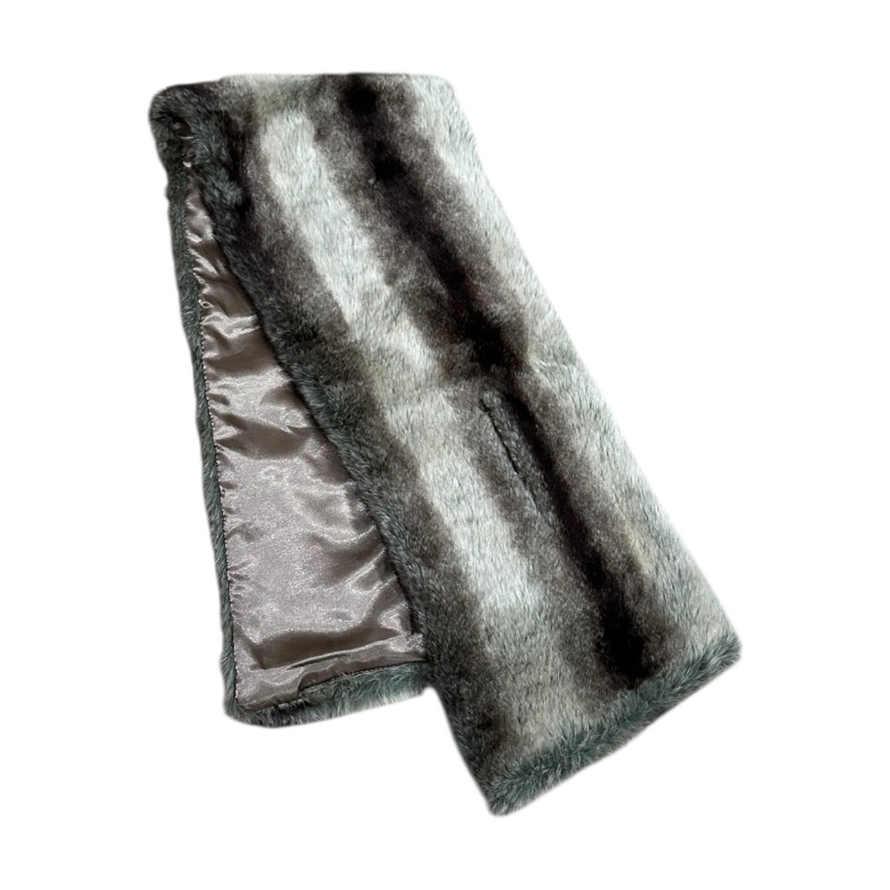 Costa Blanca Vegan Fur Shawl Loop Scarf